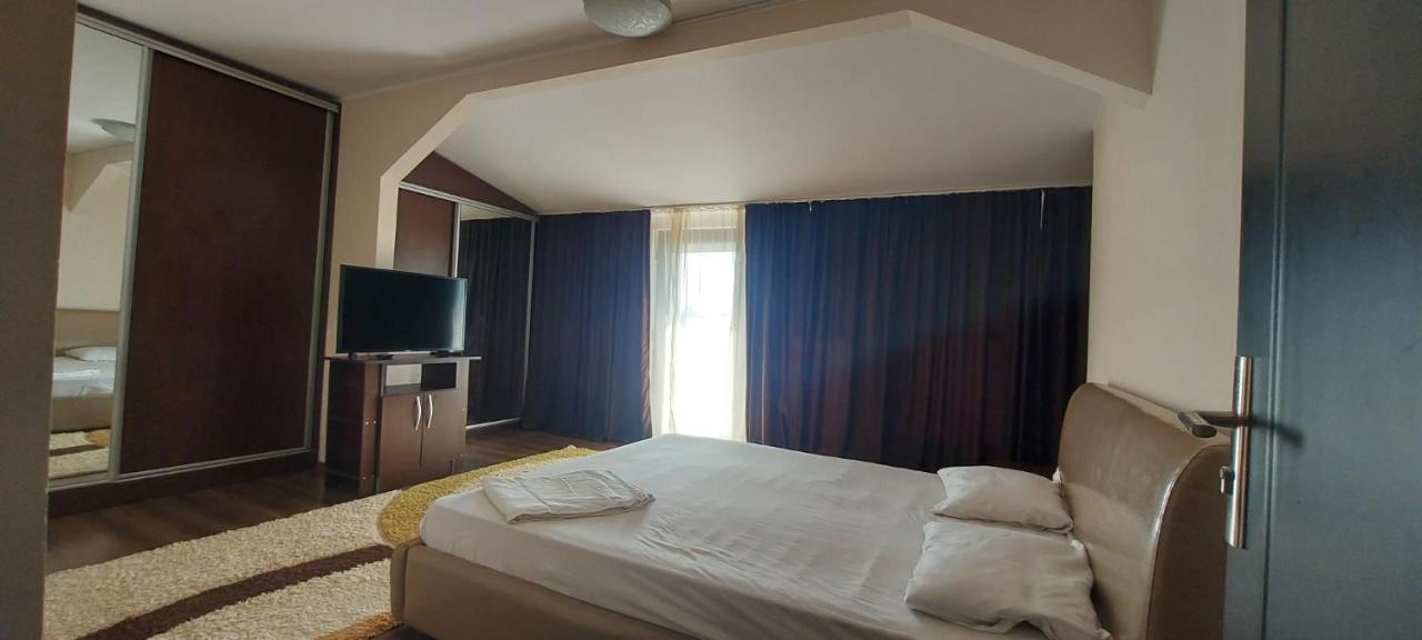 Jolie Suites Brăila Exteriér fotografie